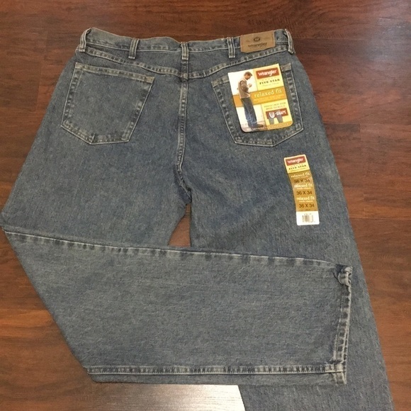 36x34 Wrangler Five Star Relaxed Fit Jeans New - Picture 4 of 4
